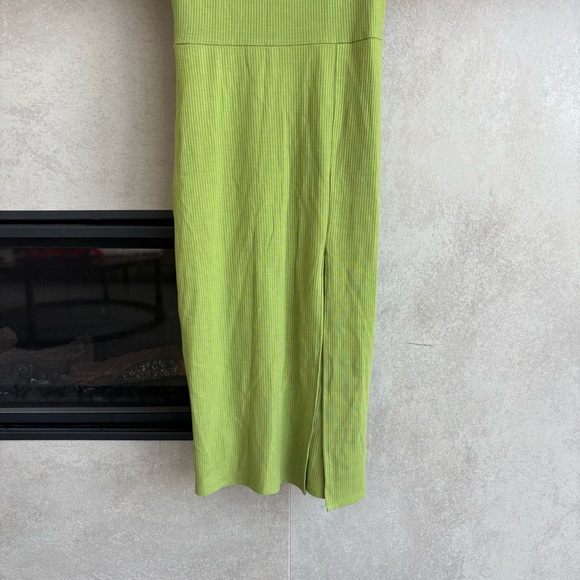 Reformation Cassi Knit Dress, Size M - Picture 5 of 13